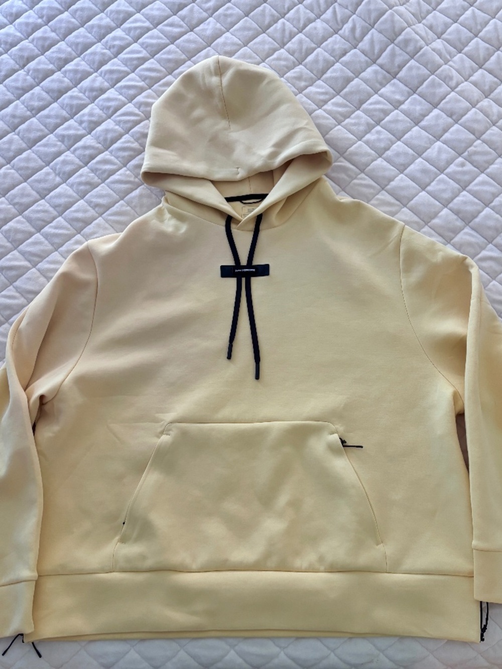 On Cloud Hoodie - Women XL - brand new